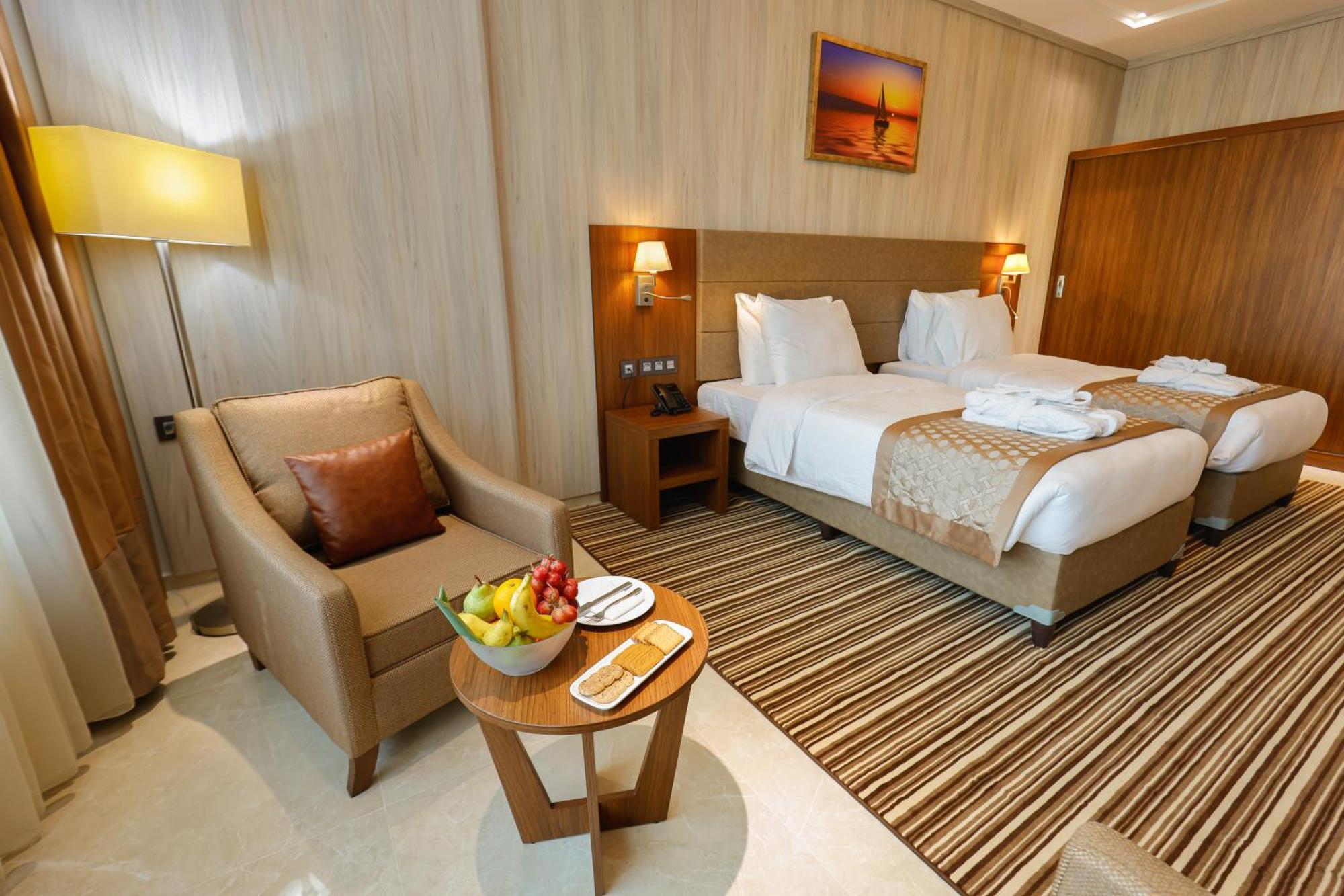 Byblos Hotel 아비장 외부 사진