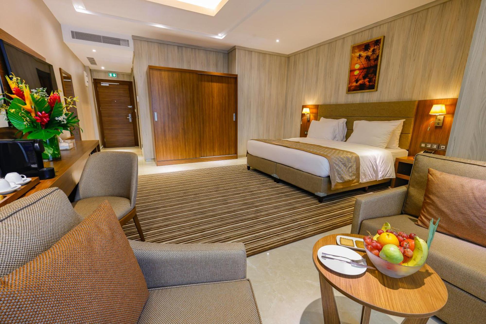 Byblos Hotel 아비장 외부 사진